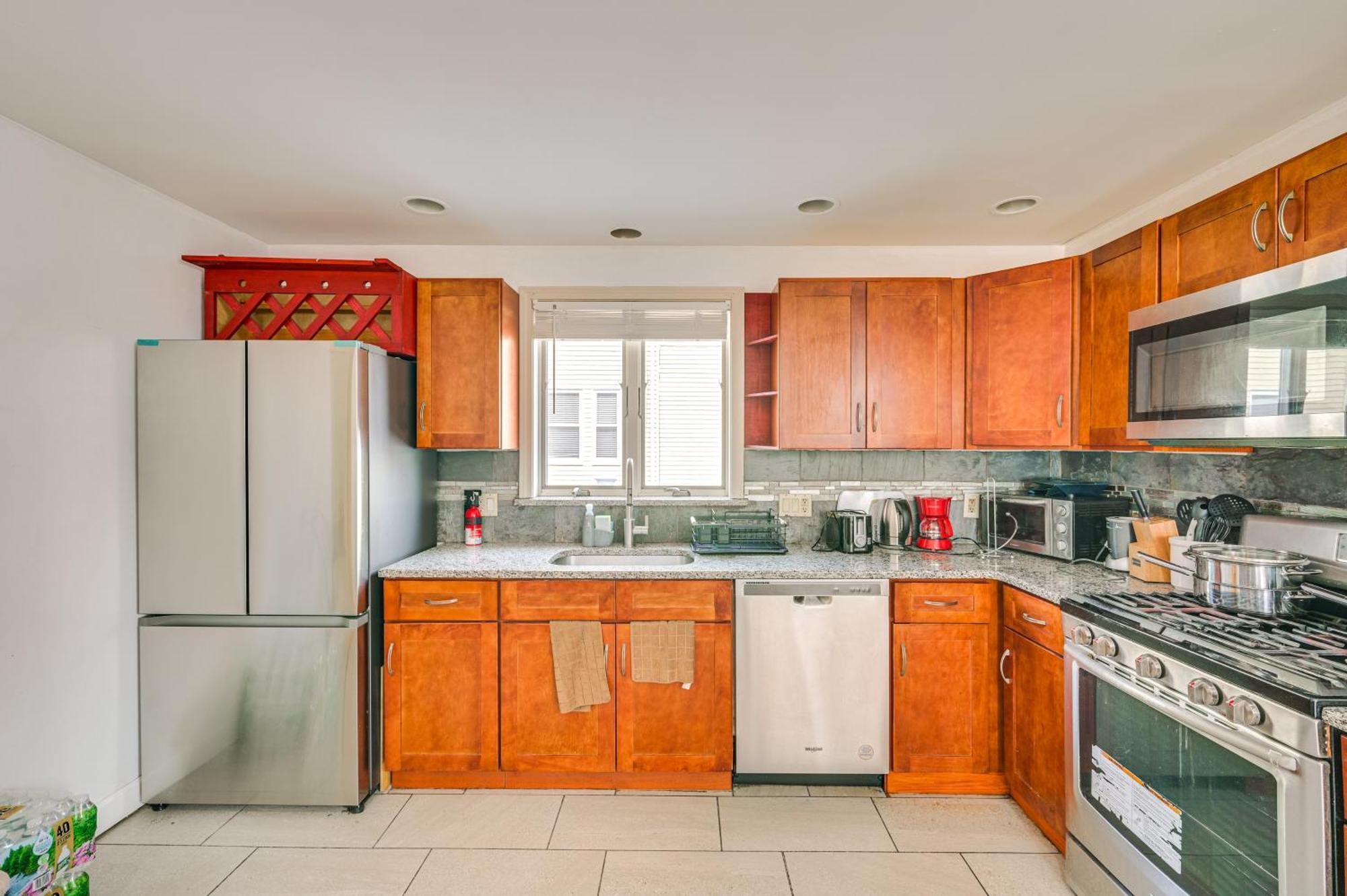 9 Mi To Dtwn Boston Cozy Malden Apartment Eksteriør billede